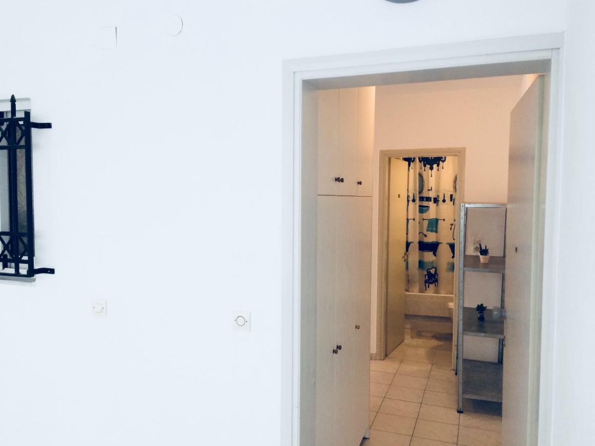 Korona βeach αpartments Rethymno (Crete)