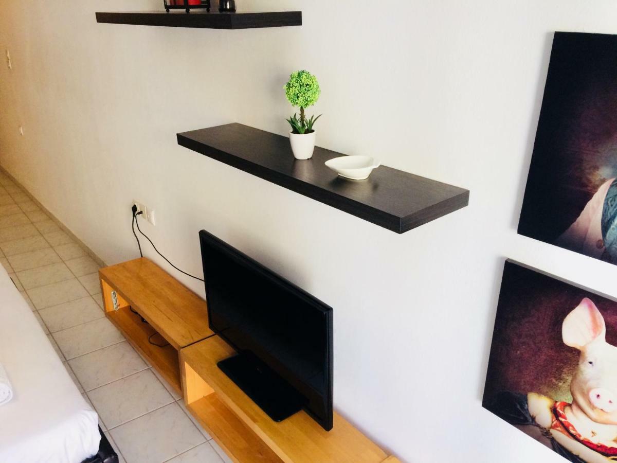 Korona βeach αpartments * Rethymno (Crete)