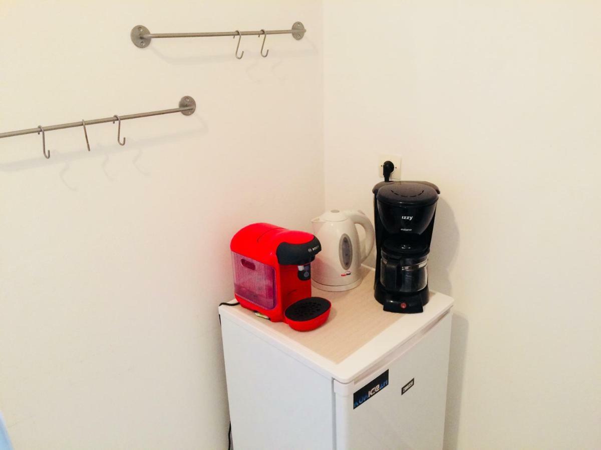 Korona βeach αpartments Rethymno (Crete)