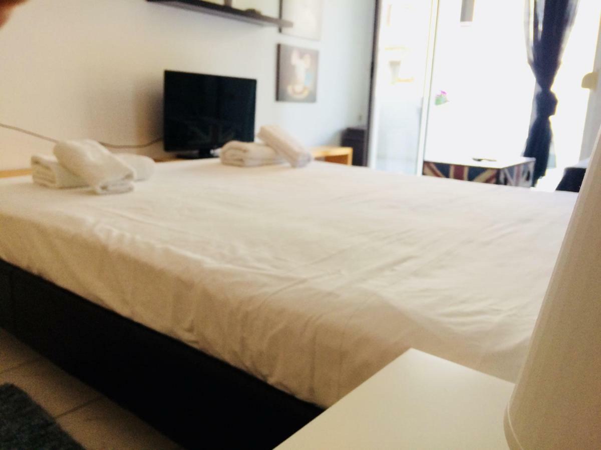 Korona βeach αpartments * Rethymno (Crete)