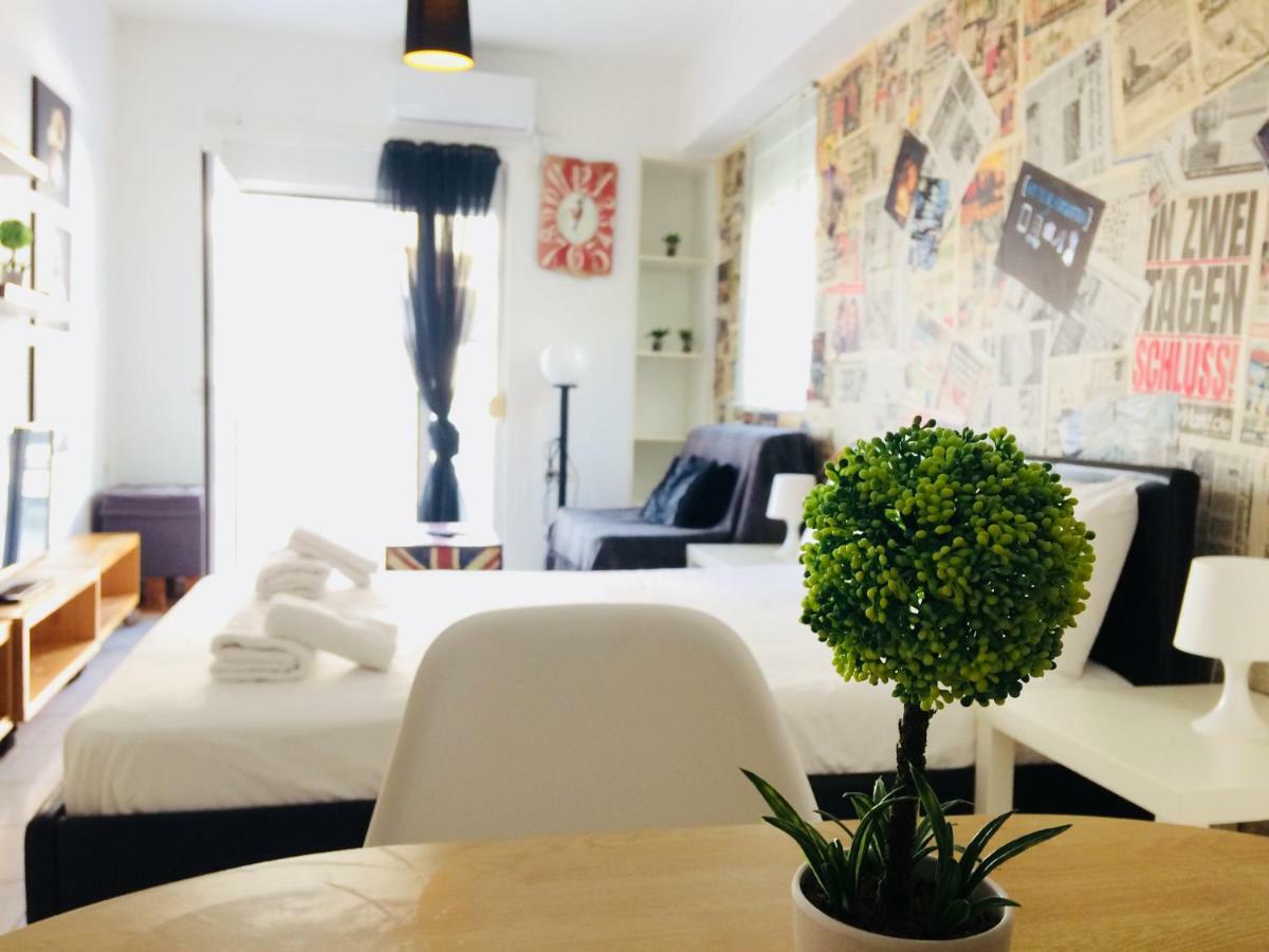 Korona βeach αpartments * Rethymno (Crete)