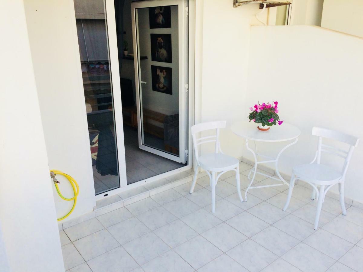 Appartement Korona βeach αpartments *